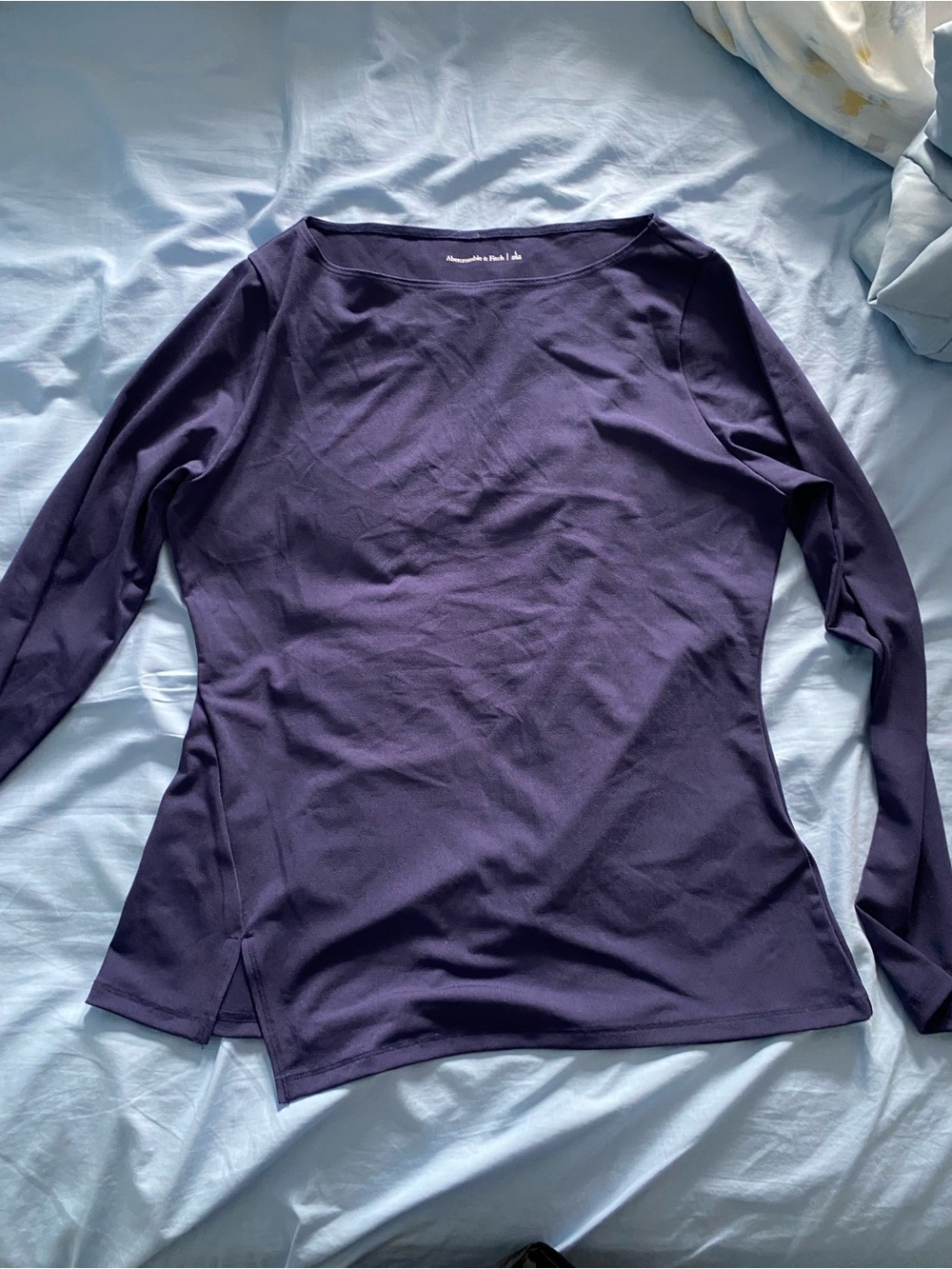Abercrombie and Fitch boatneck top with hem slits XL NWOT